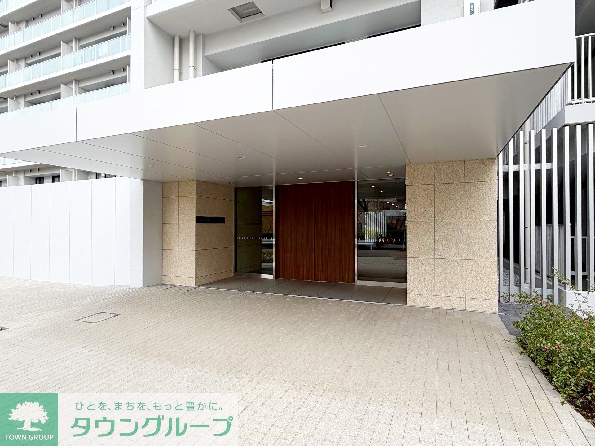 建物エントランス