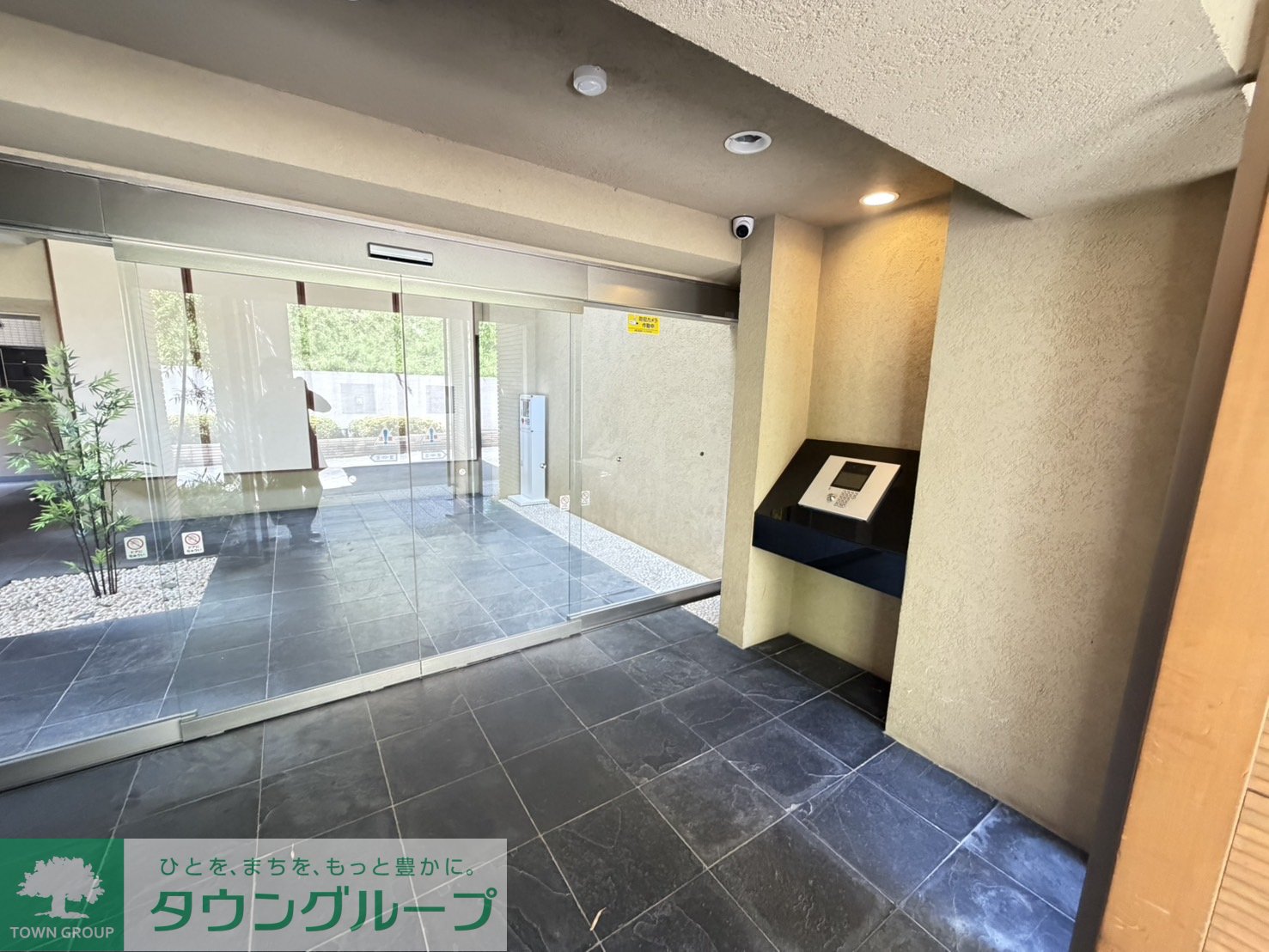 建物エントランス