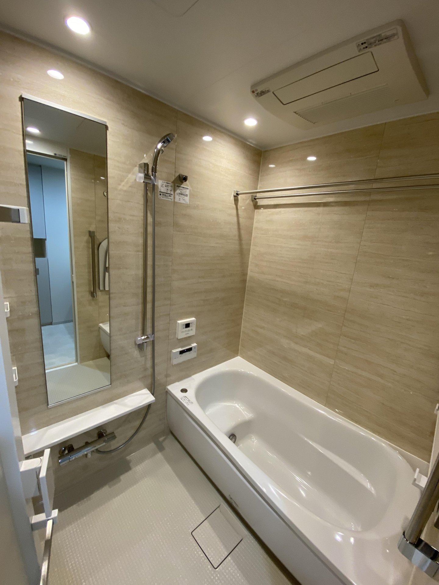 シャワールーム