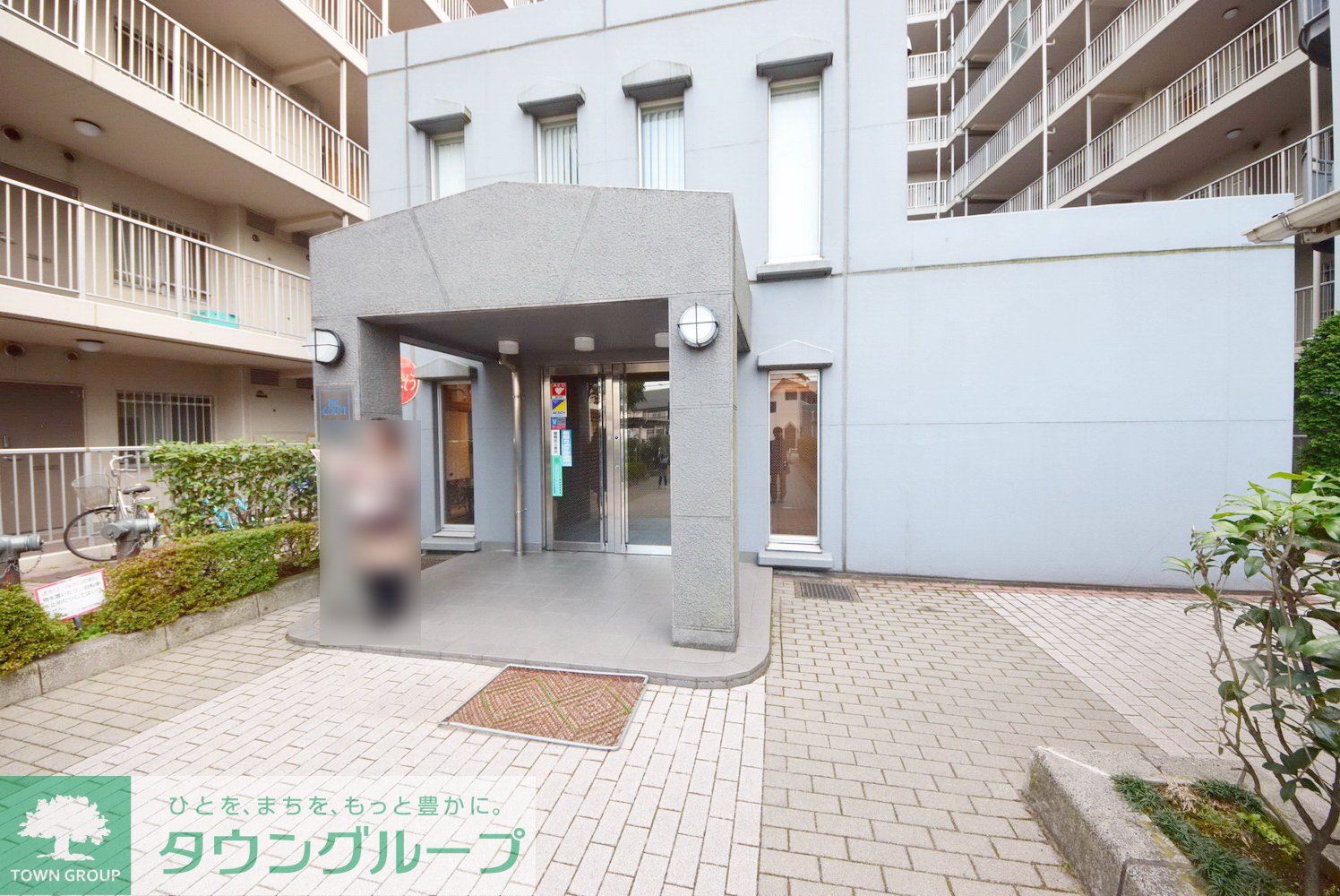 建物エントランス
