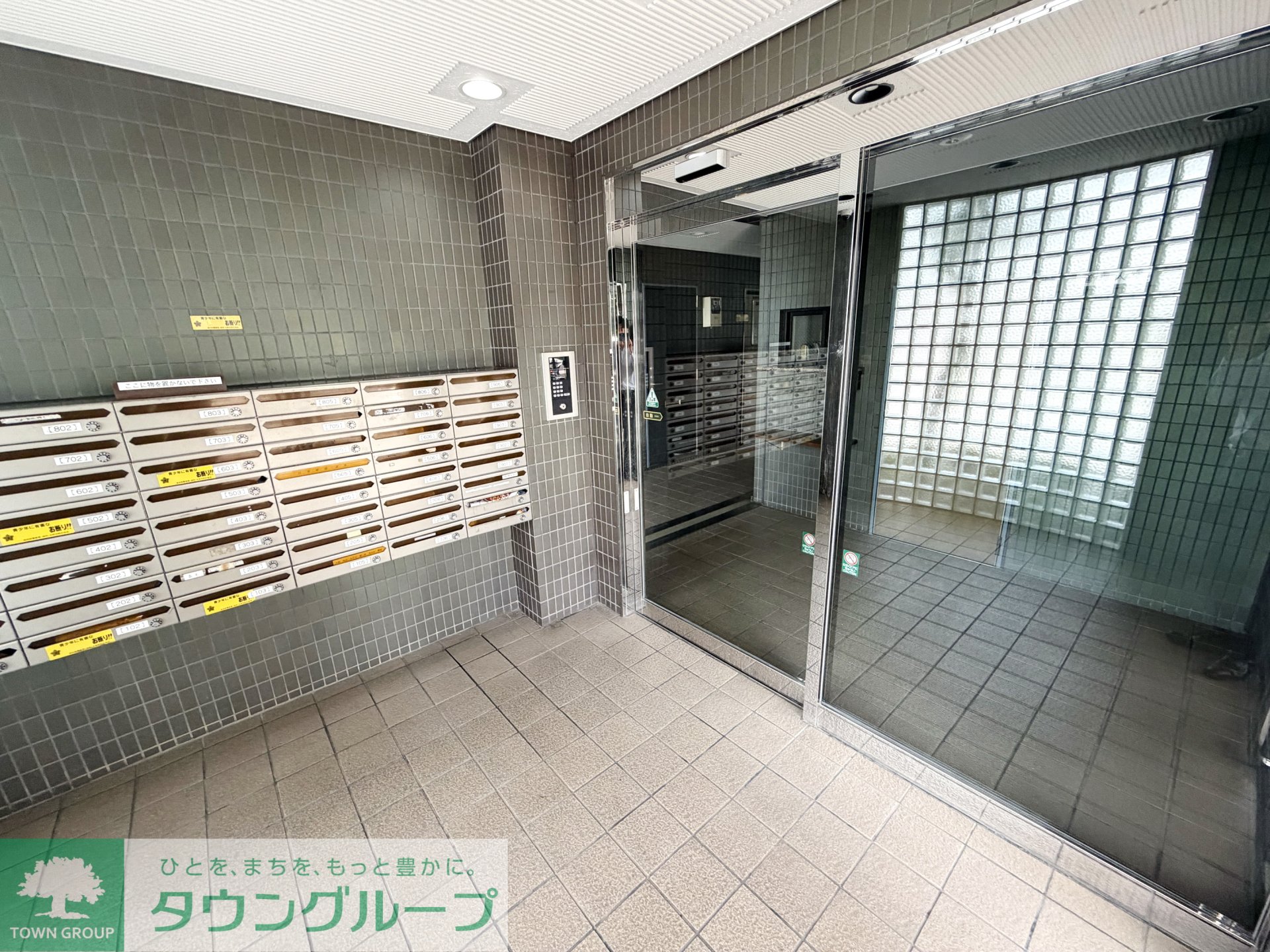 建物エントランス