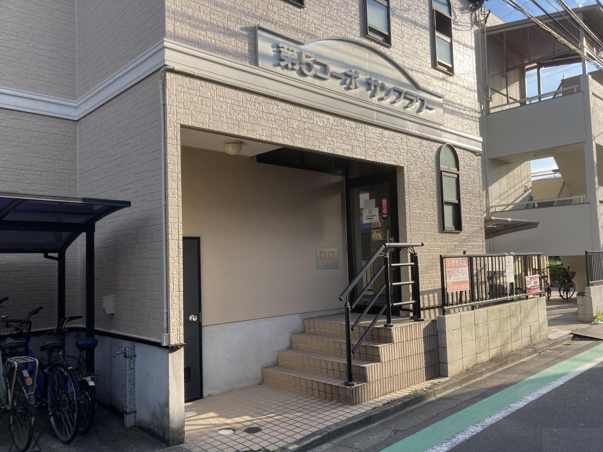 建物エントランス