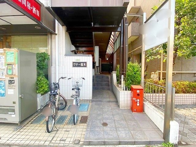 建物エントランス