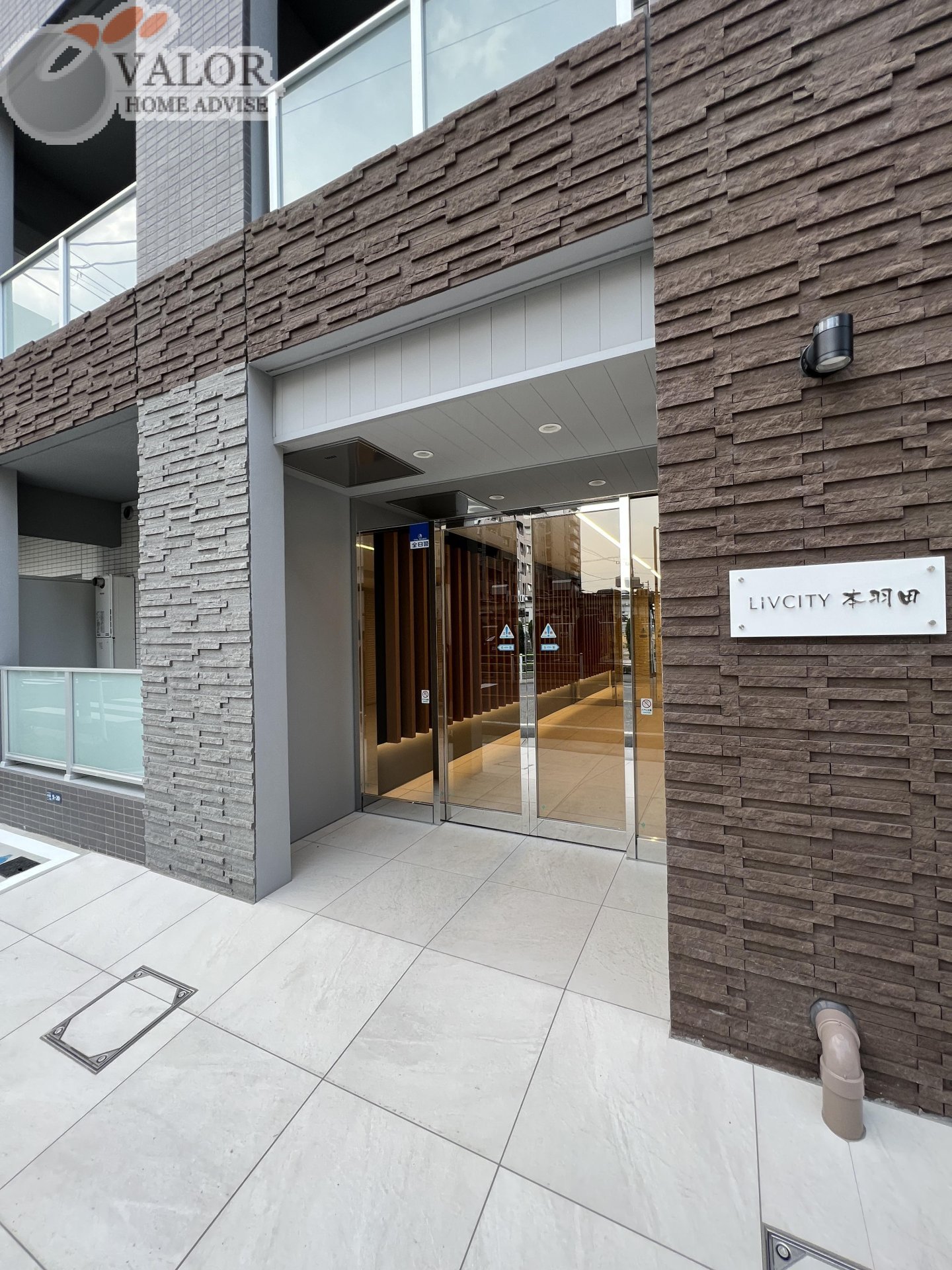 建物エントランス